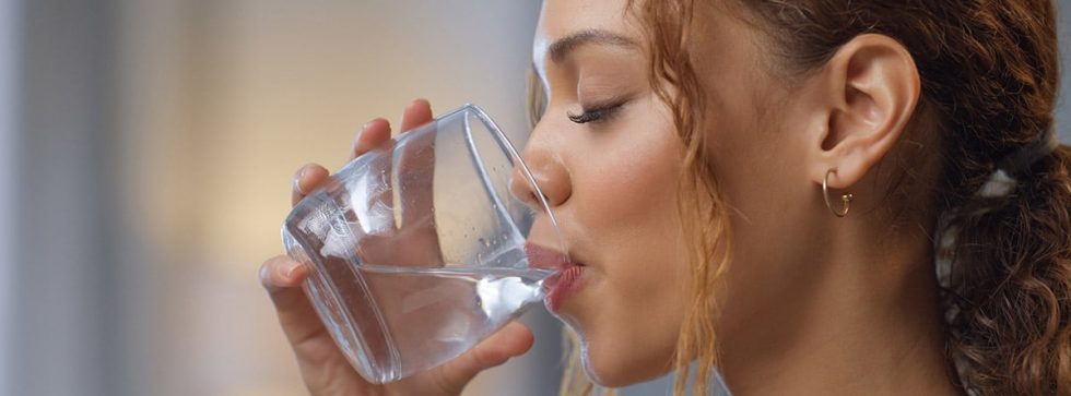 Cuánta agua hay que beber al día Blogs MAPFRE